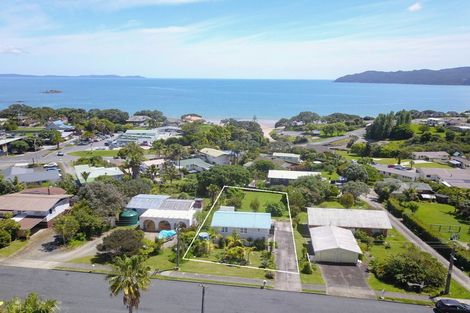 Photo of property in 8 Berghan Road, Coopers Beach, 0420