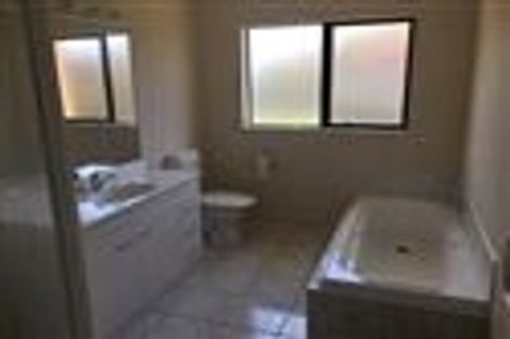 Photo of property in 7 Boderg Way, East Tamaki, Auckland, 2016