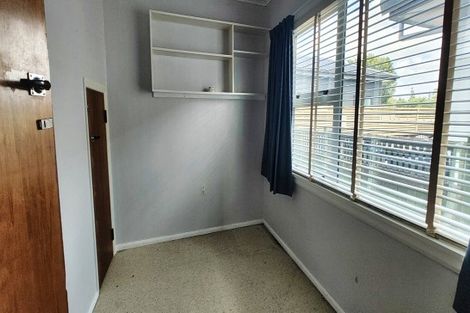 Photo of property in 10 Stirling Crescent, Hokowhitu, Palmerston North, 4410