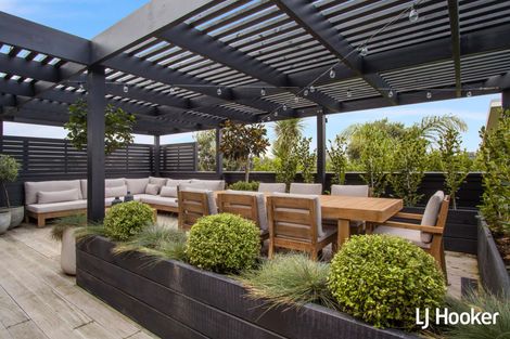 Photo of property in 24 Surfers Avenue, Waihi Beach, 3611