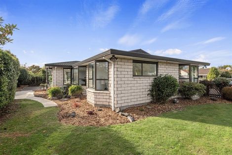 Photo of property in 57 Regency Crescent, Redwood, Christchurch, 8051