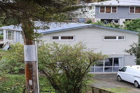 Photo of property in 11 Kiriwai Road, Paremata, Porirua, 5024