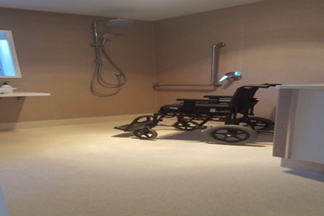 Photo of property in 10 Palmyra Way, Half Moon Bay, Auckland, 2012