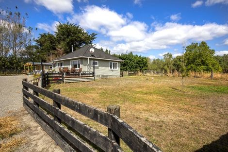 Photo of property in 64 Te Roto Road, Otaki, 5512