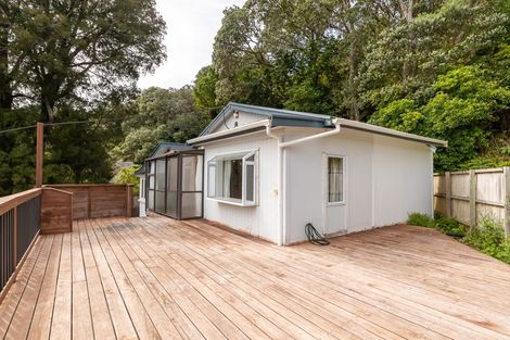 Photo of property in 193 Victory Road, Laingholm, Auckland, 0604