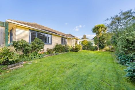 Photo of property in 6 Riverbank Street, Ebdentown, Upper Hutt, 5018