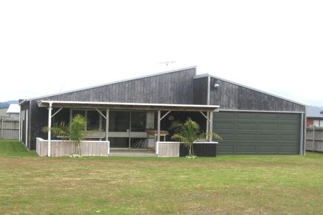 Photo of property in 107 Castle View Road, Matarangi, Whitianga, 3592