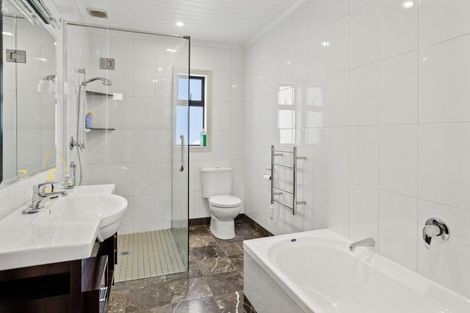 Photo of property in 12 Pelican Place, Whitianga, 3510