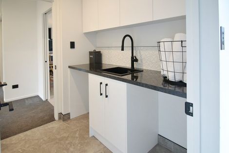 Photo of property in 38 Broadway Parade, Rolleston, 7615