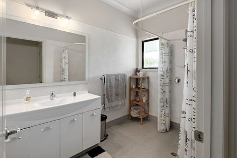 Photo of property in 21 Richards Road, Kauri, Kamo, 0185