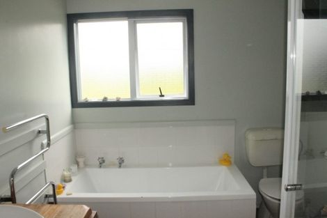 Photo of property in 14 Coates Street, Westport, 7825