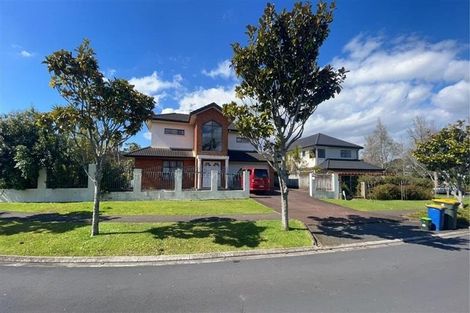 Photo of property in 9 Vinograd Drive, Te Atatu Peninsula, Auckland, 0610
