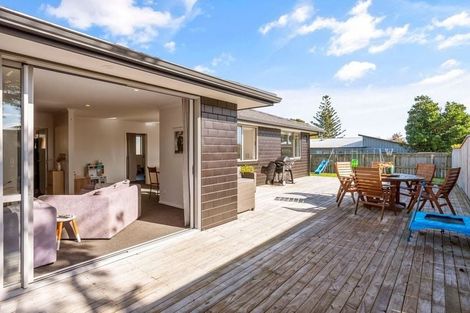 Photo of property in 7b Te Manuao Road, Otaki, 5512