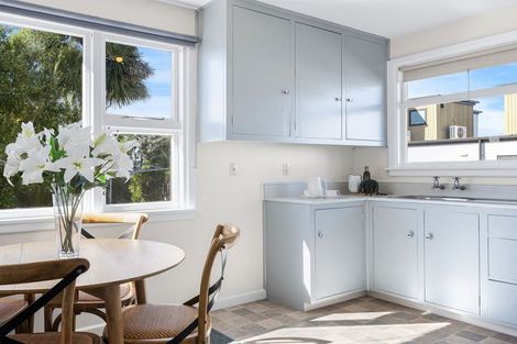 Photo of property in 2/180 Lyttelton Street, Spreydon, Christchurch, 8024