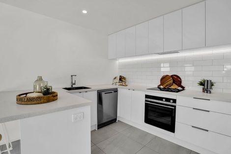 Photo of property in 33a Upjohn Street, Brooklands, New Plymouth, 4310