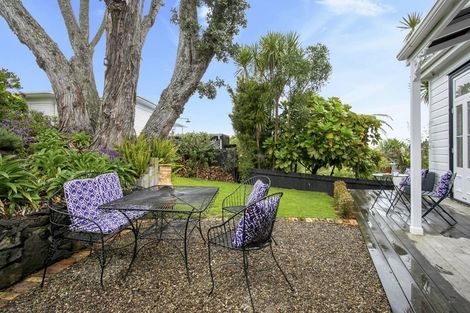 Photo of property in 45 Huka Road, Birkenhead, Auckland, 0626