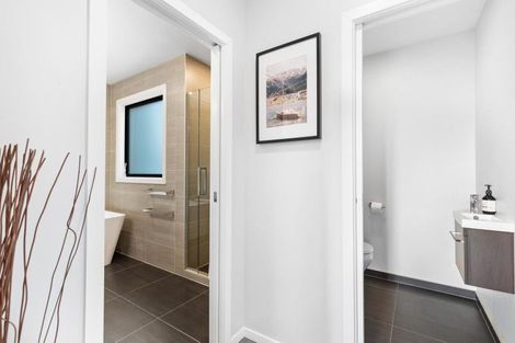 Photo of property in 19 Glenfiddich Road, Jacks Point, Queenstown, 9371