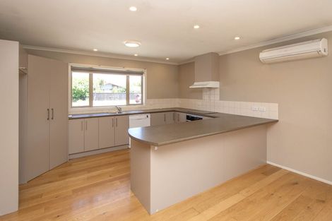 Photo of property in 41 Factory Road, Belfast, Christchurch, 8051