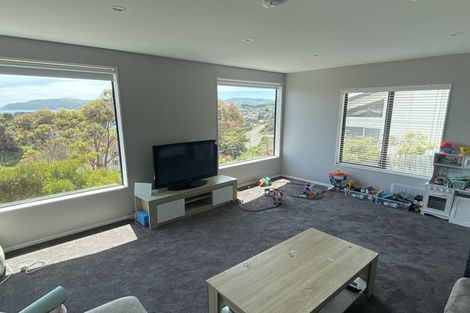 Photo of property in 83a Tireti Road, Titahi Bay, Porirua, 5022