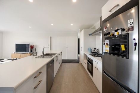 Photo of property in 52 Pragma Rise, Rototuna North, Hamilton, 3210