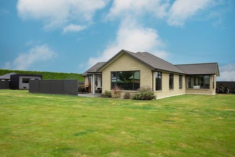 Photo of property in 12 Tui Place, Edendale, Wyndham, 9893