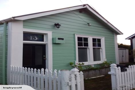 Photo of property in 13 Herald Terrace, Berhampore, Wellington, 6023
