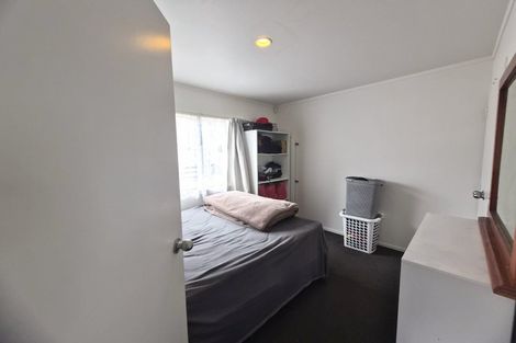 Photo of property in 344 Roscommon Road, Clendon Park, Auckland, 2103