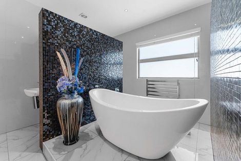 Photo of property in 93 Ninth Avenue, Tauranga, 3110