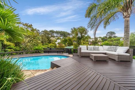 Photo of property in 73m Park Rise, Campbells Bay, Auckland, 0630