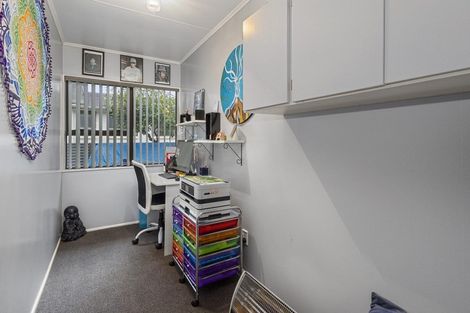 Photo of property in 43 Normanby Street, Woodville, 4920