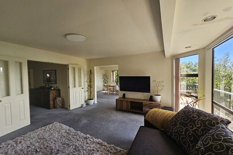 Photo of property in 141 Kahu Road, Paremata, Porirua, 5024