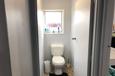 Photo of property in 1/11 Ballater Place, Highland Park, Auckland, 2010