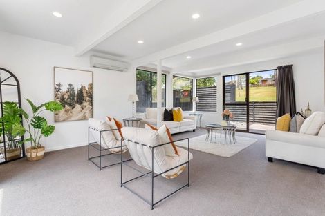 Photo of property in 9a Brandon Road, Manly, Whangaparaoa, 0930