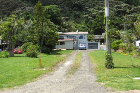 Photo of property in 212 Motutara Road, Muriwai, 0881