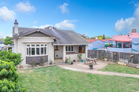 Photo of property in 72 Rifle Range Road, Dinsdale, Hamilton, 3204