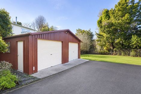 Photo of property in 96b Grand Vue Road, Kawaha Point, Rotorua, 3010