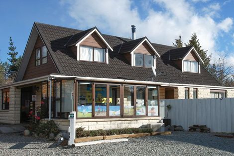 Photo of property in 15 Burnett Place, Lake Tekapo, 7999