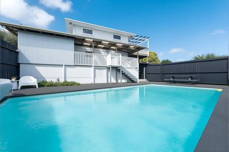 Photo of property in 34 Cyclarama Crescent, Massey, Auckland, 0614