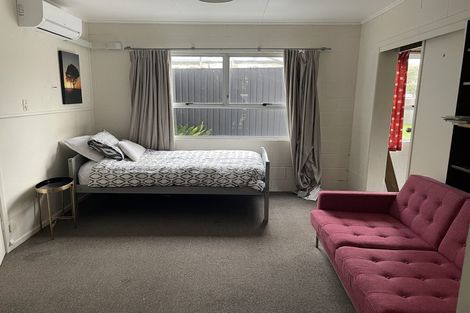 Photo of property in 14 Eruini Street, Waikanae Beach, Waikanae, 5036