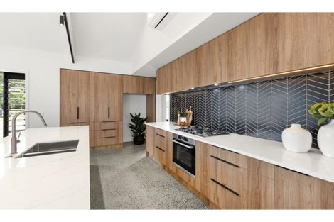 Photo of property in 35 Mike Smith Drive, Cambridge, 3434