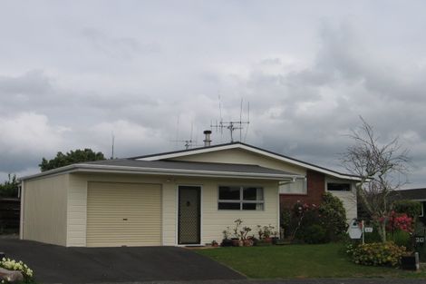 Photo of property in 24 Cedar Grove, Matua, Tauranga, 3110