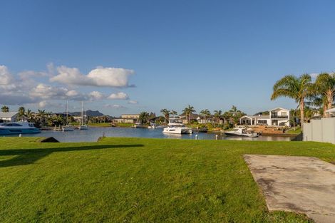 Photo of property in 32 Arawa Lane, Whitianga, 3510