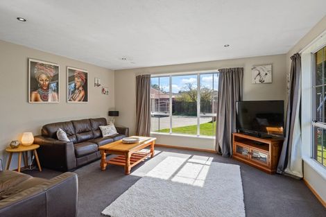 Photo of property in 9 Heriott Close, Burwood, Christchurch, 8083