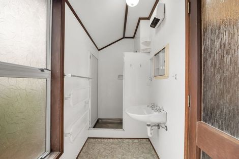 Photo of property in 33 Hewitts Road, Merivale, Christchurch, 8014