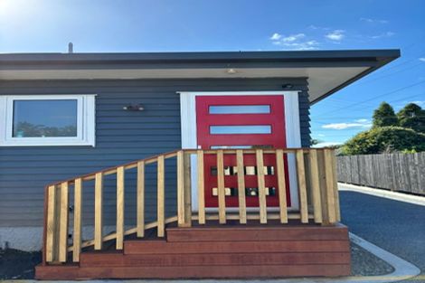 Photo of property in 22 Taikata Road, Te Atatu Peninsula, Auckland, 0610