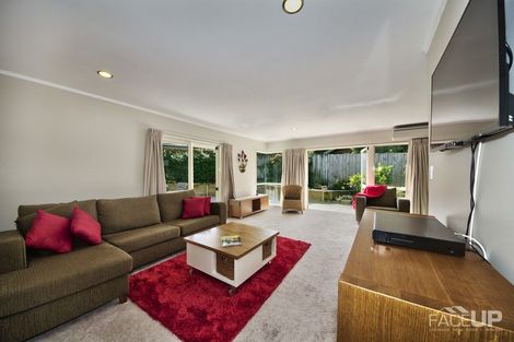 Photo of property in 9 Harbour Lights Close, West Harbour, Auckland, 0618