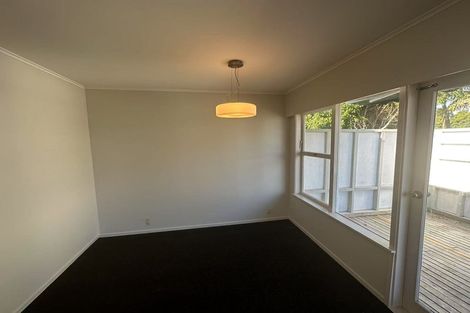 Photo of property in 6 Raines Avenue, Forrest Hill, Auckland, 0620
