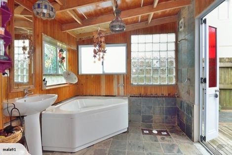 Photo of property in 74 Awapuni Road, Awapuni, Gisborne, 4010