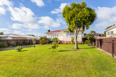 Photo of property in 4/37 Mcleod Road, Weymouth, Auckland, 2103