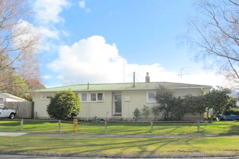 Photo of property in 11 Te Rangitautahanga Road, Turangi, 3334